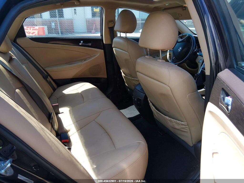 5NPEC4AC7BH045973 2011 HYUNDAI SONATA photo no. 8