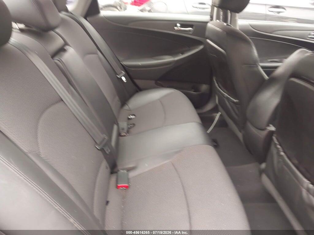 5NPEC4AC6BH177347 2011 HYUNDAI SONATA photo no. 8