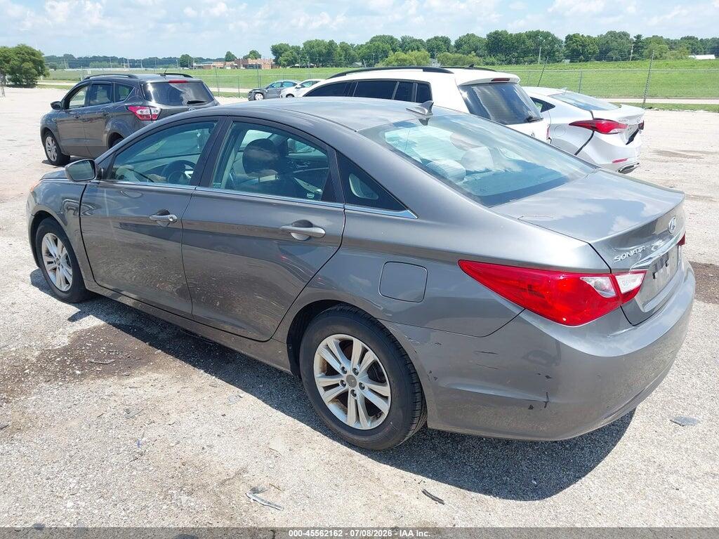 5NPEB4AC6BH232785 2011 HYUNDAI SONATA photo no. 3