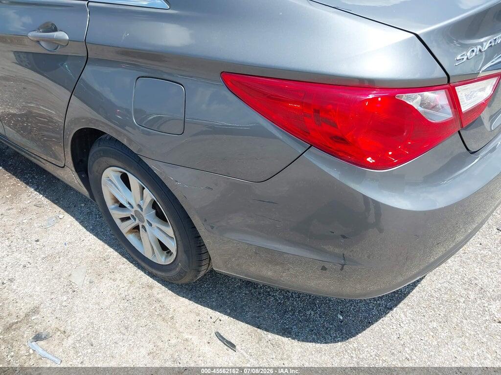 5NPEB4AC6BH232785 2011 HYUNDAI SONATA photo no. 6