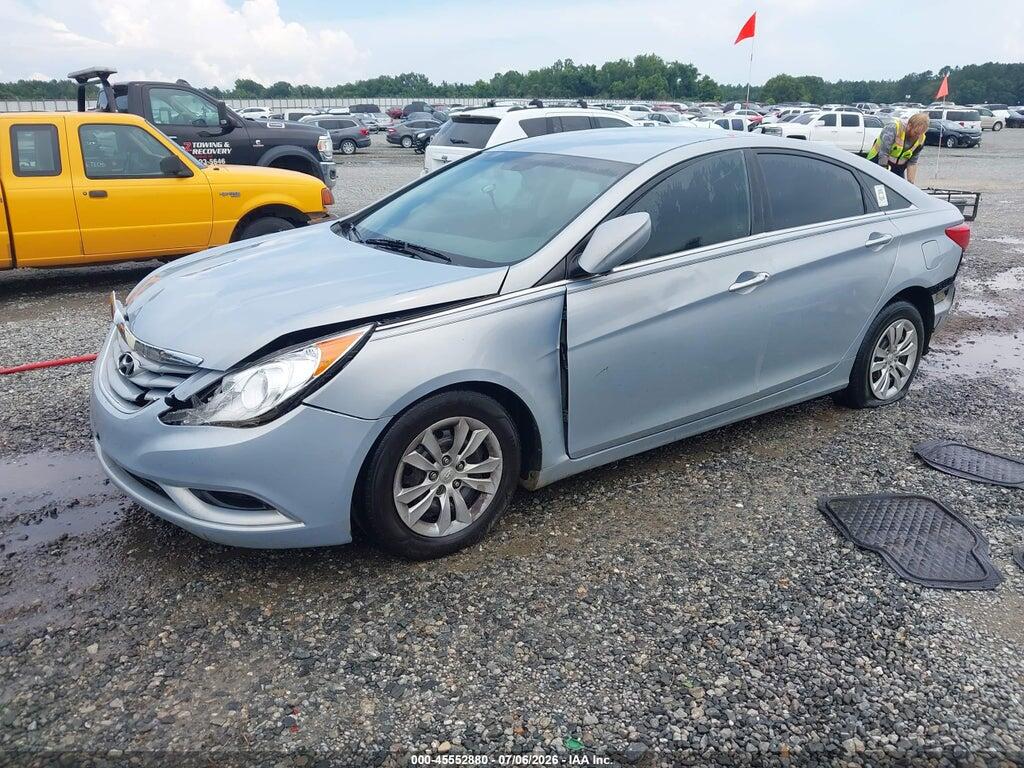 5NPEB4AC0BH088165 2011 HYUNDAI SONATA photo no. 2