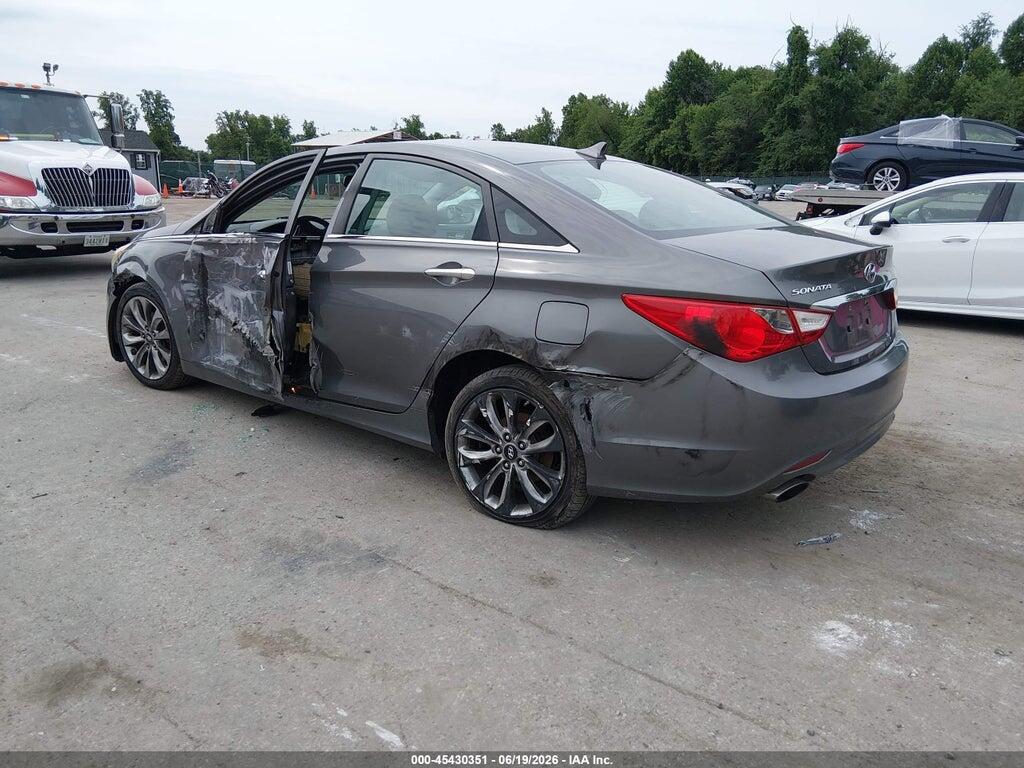 5NPEC4AC7BH118968 2011 HYUNDAI SONATA photo no. 3