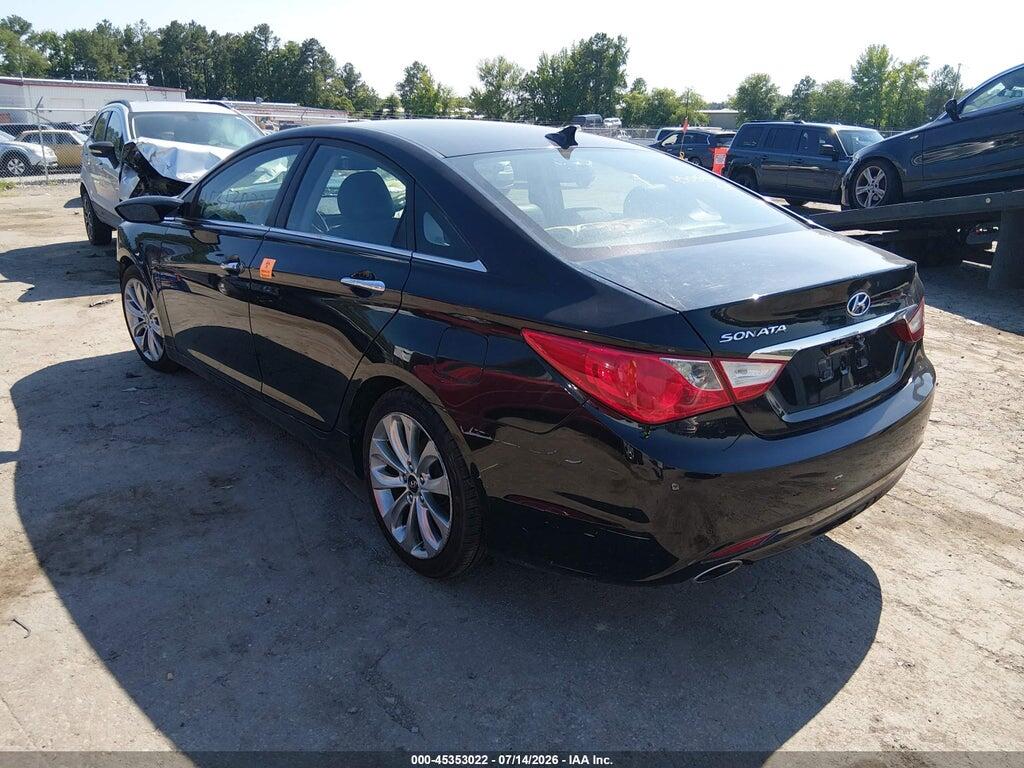 5NPEC4AC7BH003710 2011 HYUNDAI SONATA photo no. 3