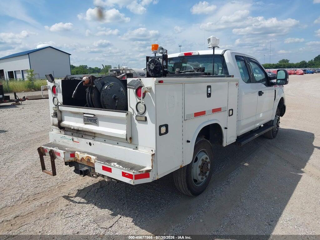 1FT7X3B6XHEE05018 2017 FORD F-350 photo no. 4