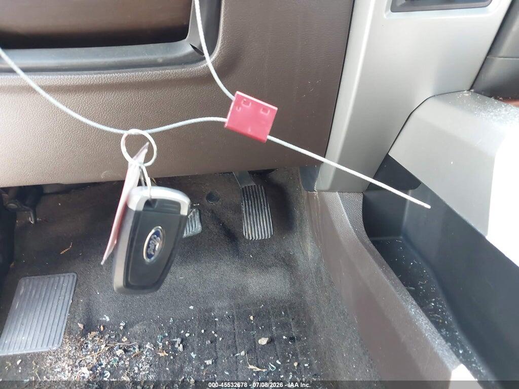 1FT8W3BT0HEC28749 2017 FORD F-350 photo no. 10