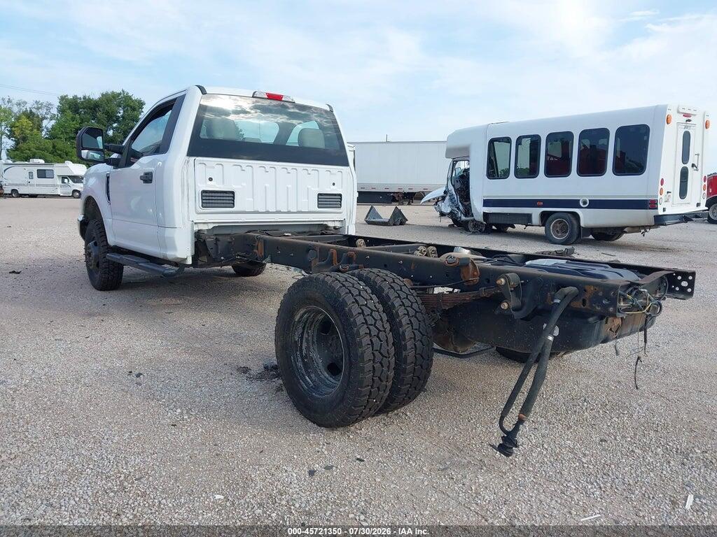 1FDRF3H61HEE56129 2017 FORD F-350 CHASSIS photo no. 3