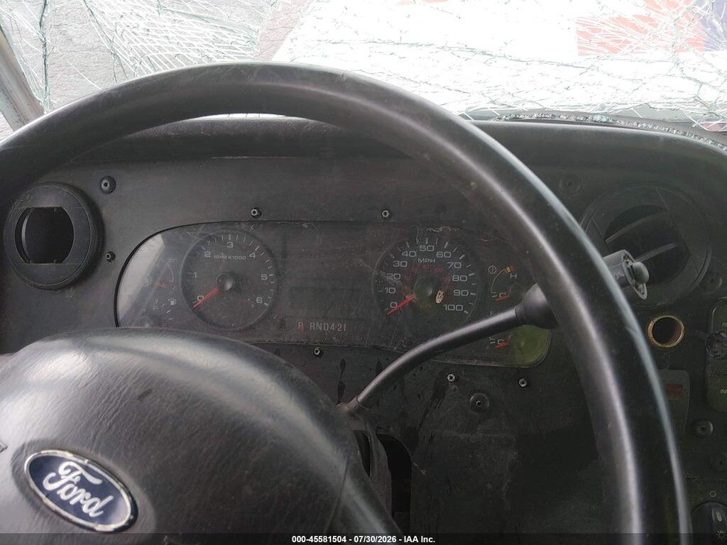1F66F5KY0H0A03309 2017 FORD F-59 COMMERCIAL STRIPPED photo no. 5