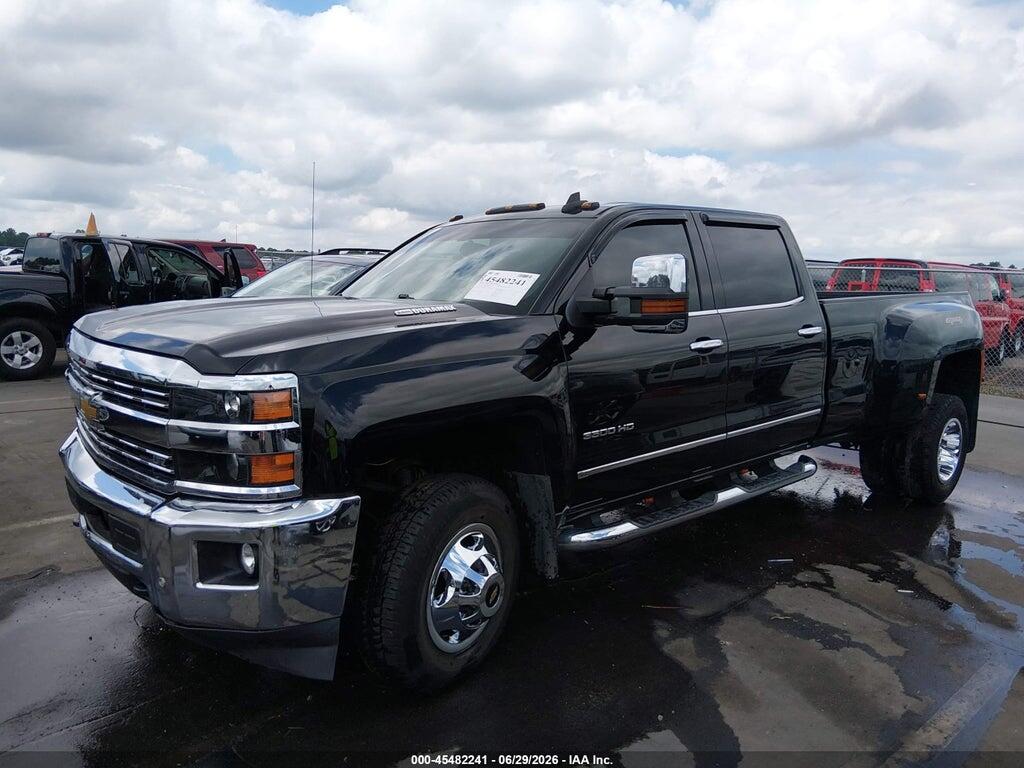 1GC4K0C82FF558614 2015 CHEVROLET SILVERADO 3500HD photo no. 2