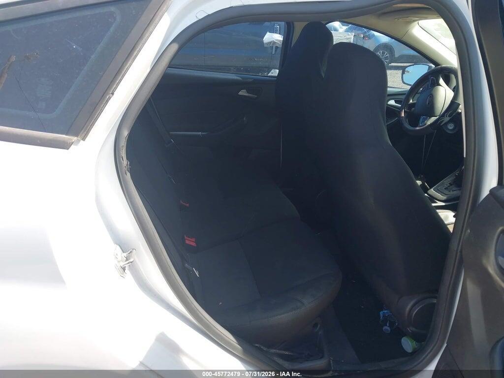 1FADP3K29HL246610 2017 FORD FOCUS photo no. 8