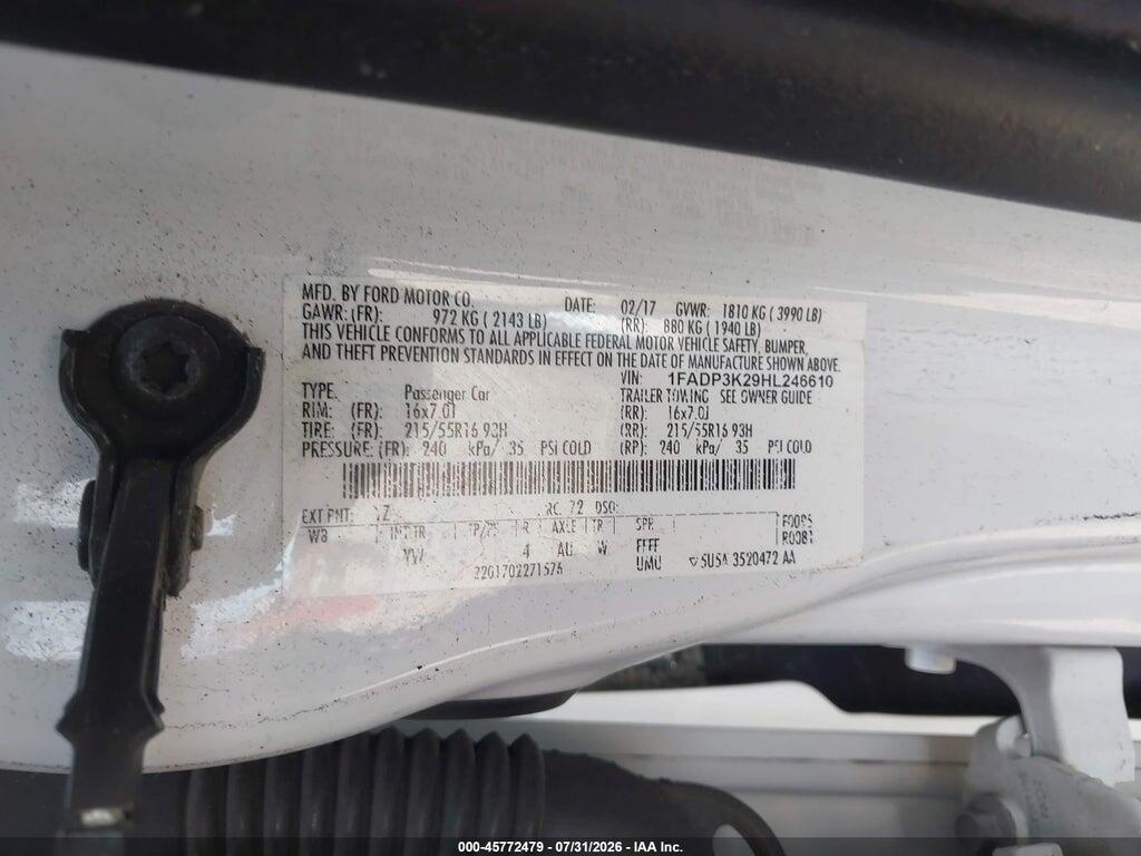 1FADP3K29HL246610 2017 FORD FOCUS photo no. 9