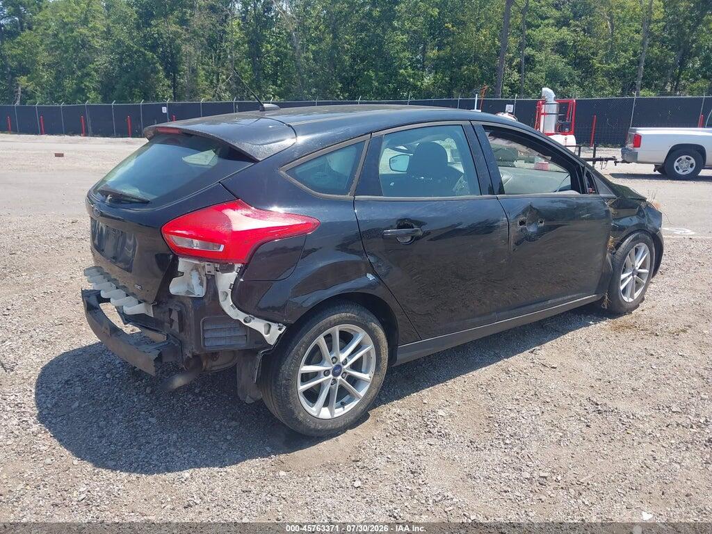 1FADP3K28HL217504 2017 FORD FOCUS photo no. 4