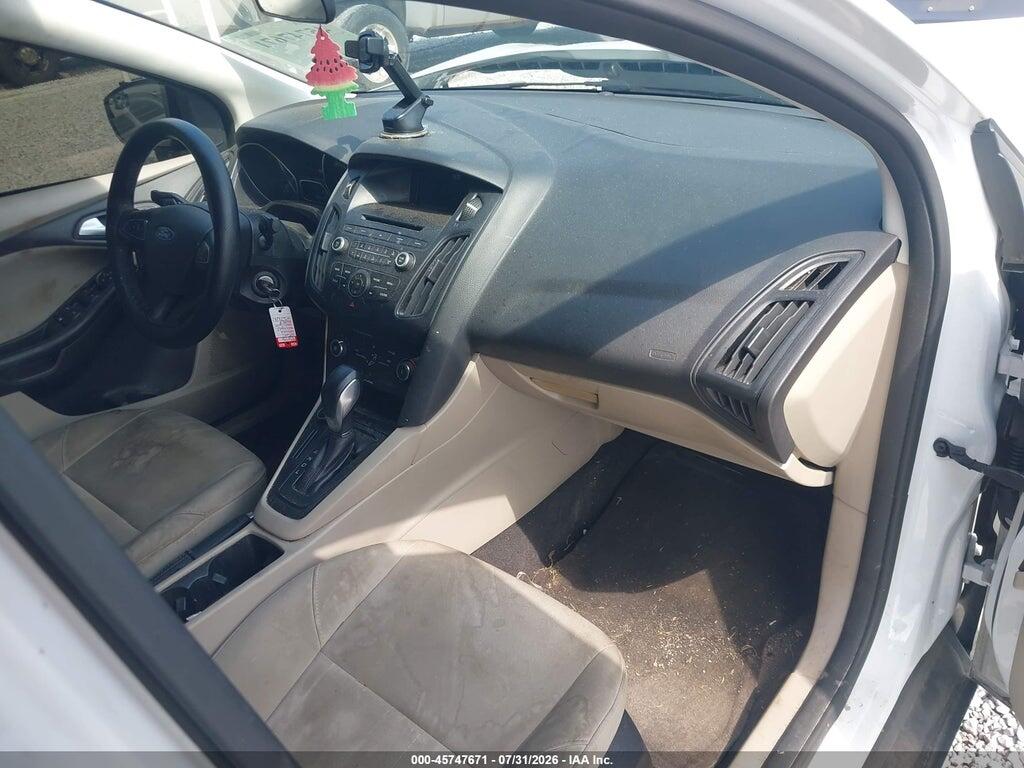 1FADP3F27HL274397 2017 FORD FOCUS photo no. 5