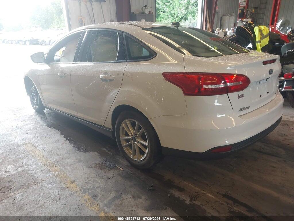1FADP3F22HL335073 2017 FORD FOCUS photo no. 3