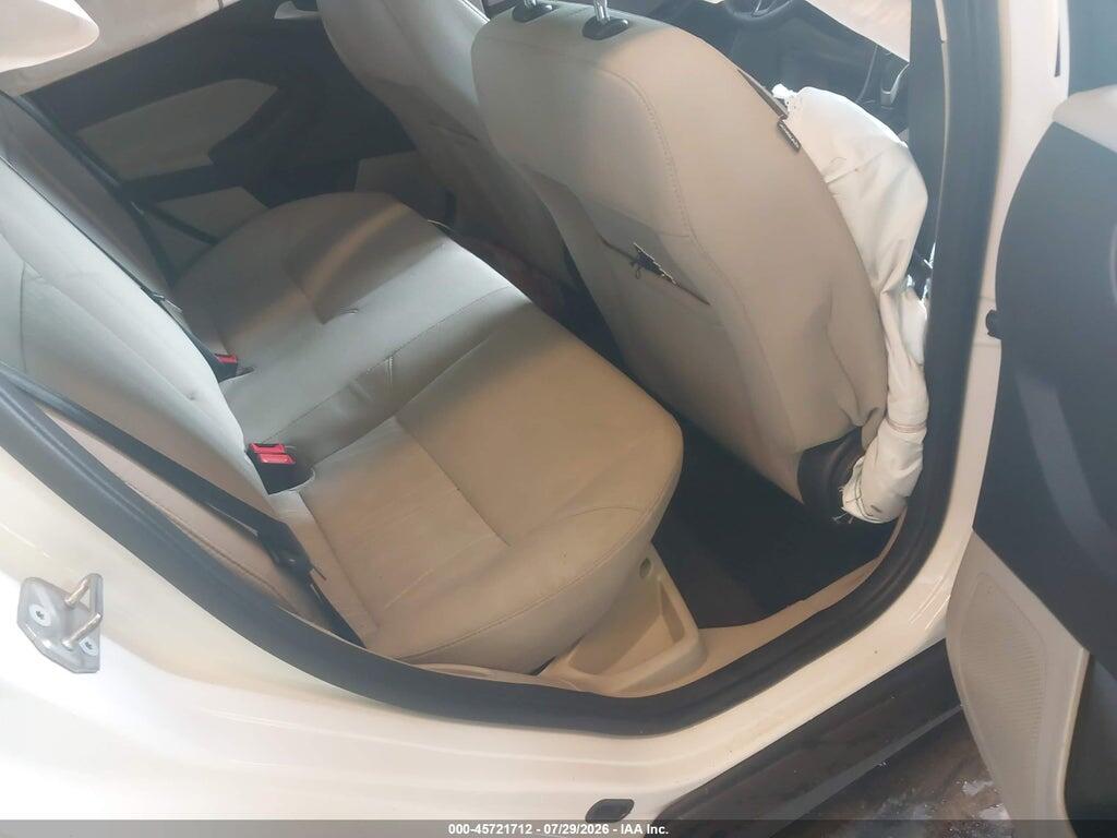 1FADP3F22HL335073 2017 FORD FOCUS photo no. 8