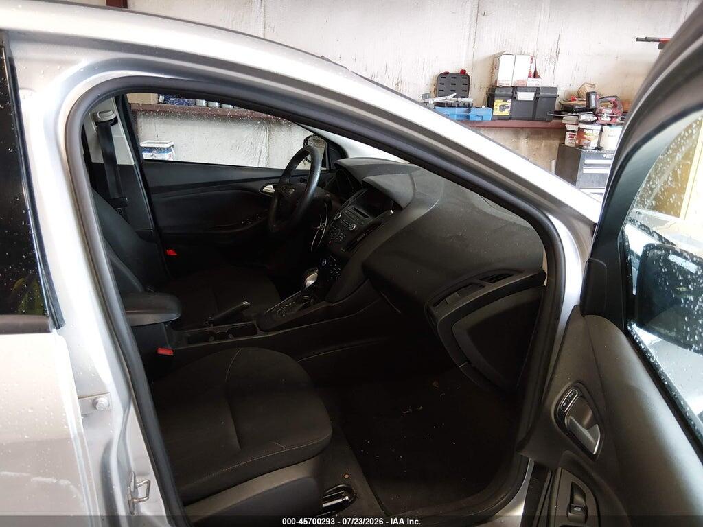 1FADP3F26HL228382 2017 FORD FOCUS photo no. 5