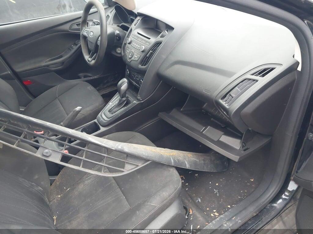 1FADP3E23HL281865 2017 FORD FOCUS photo no. 5