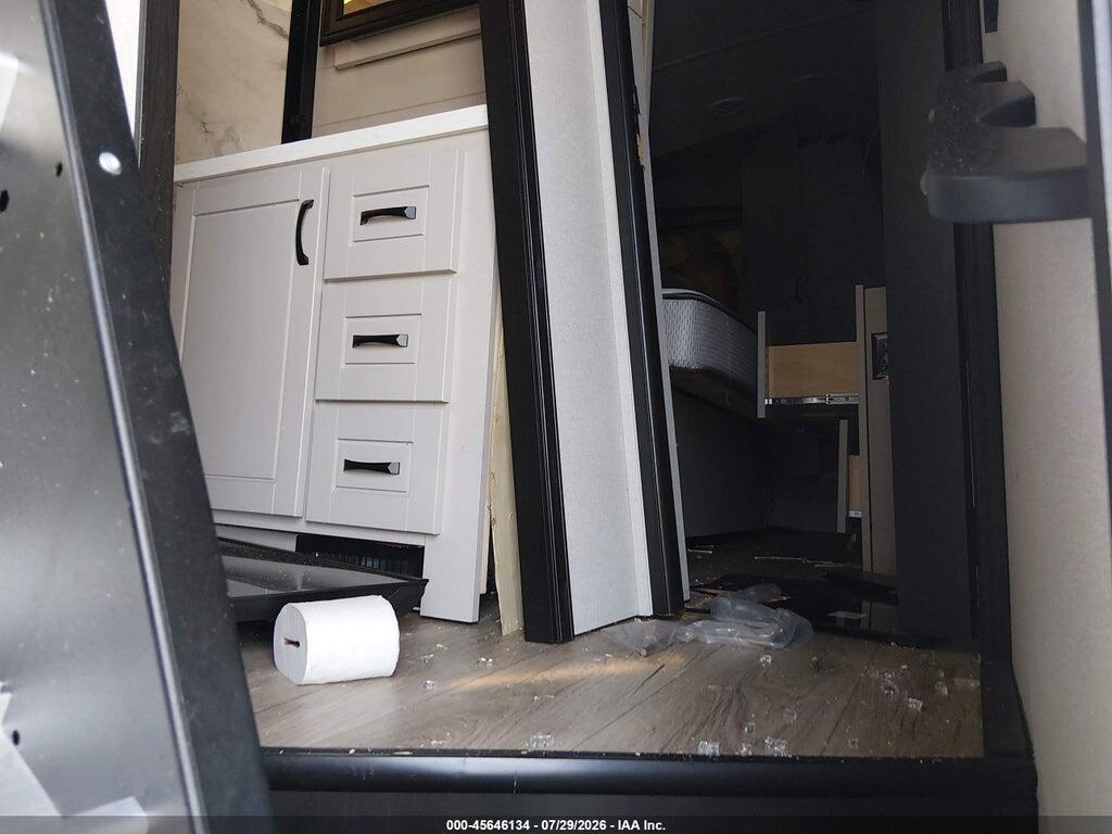 1UJCD0BT1T1LB0077 2026 JAYCO NORTHPOINT photo no. 5