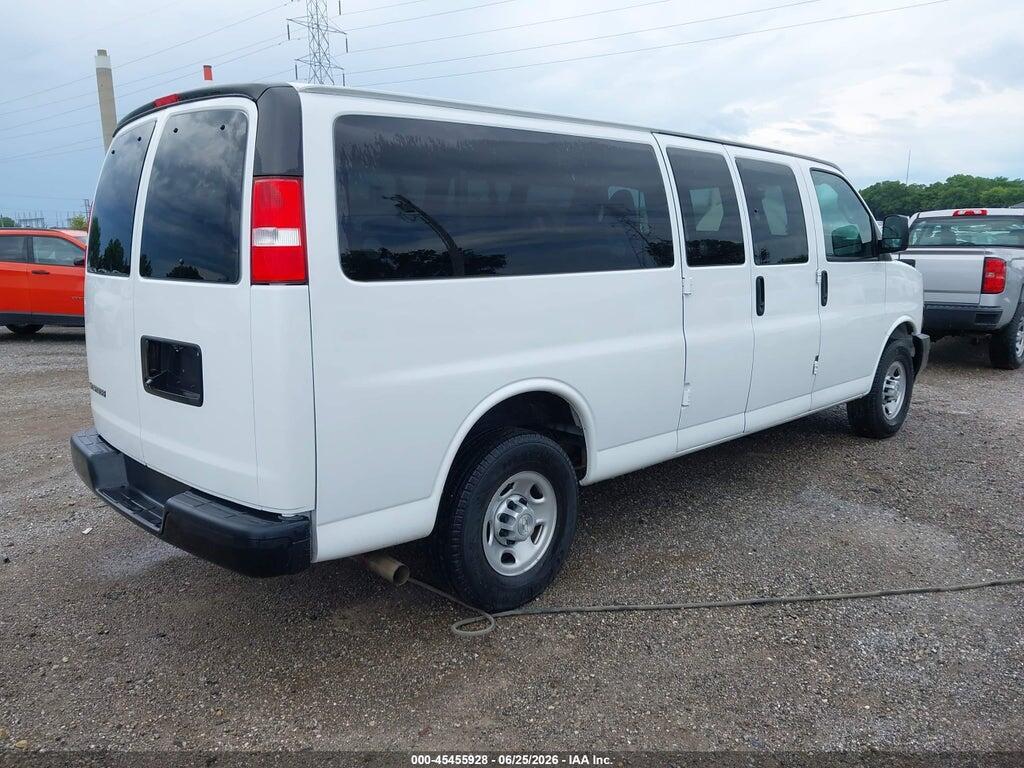 1GAZGNFP1M1155315 2021 CHEVROLET EXPRESS PASSENGER photo no. 4