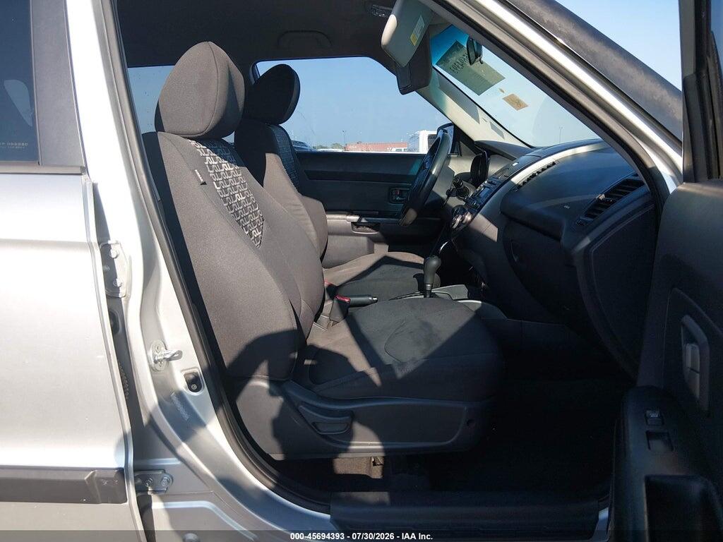 KNDJT2A24A7106628 2010 KIA SOUL photo no. 5