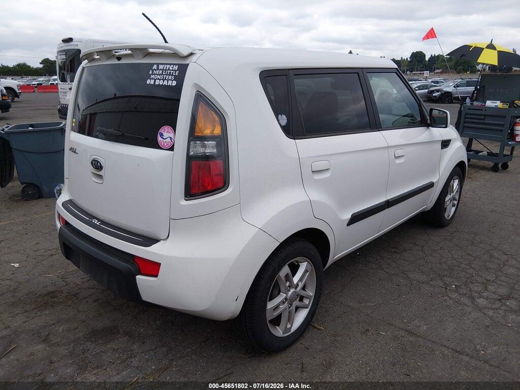 KNDJT2A2XA7179454 2010 KIA SOUL photo no. 4