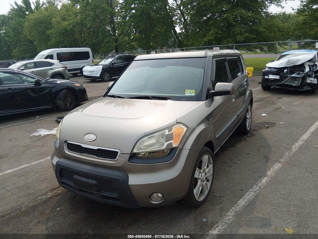 KNDJT2A23A7085836 2010 KIA SOUL photo no. 2