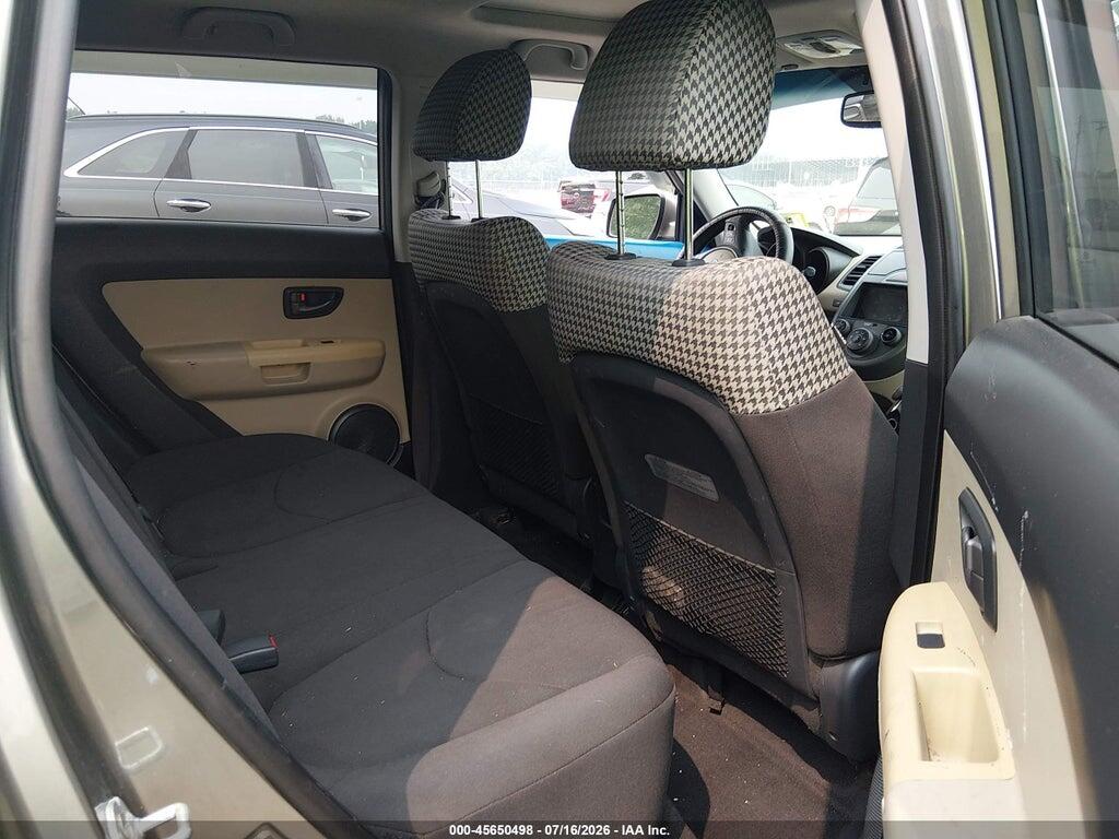 KNDJT2A23A7085836 2010 KIA SOUL photo no. 8