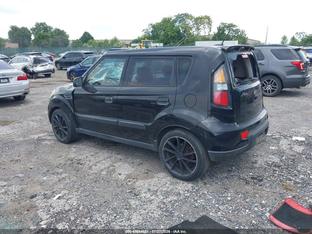 KNDJT2A27A7049373 2010 KIA SOUL photo no. 3
