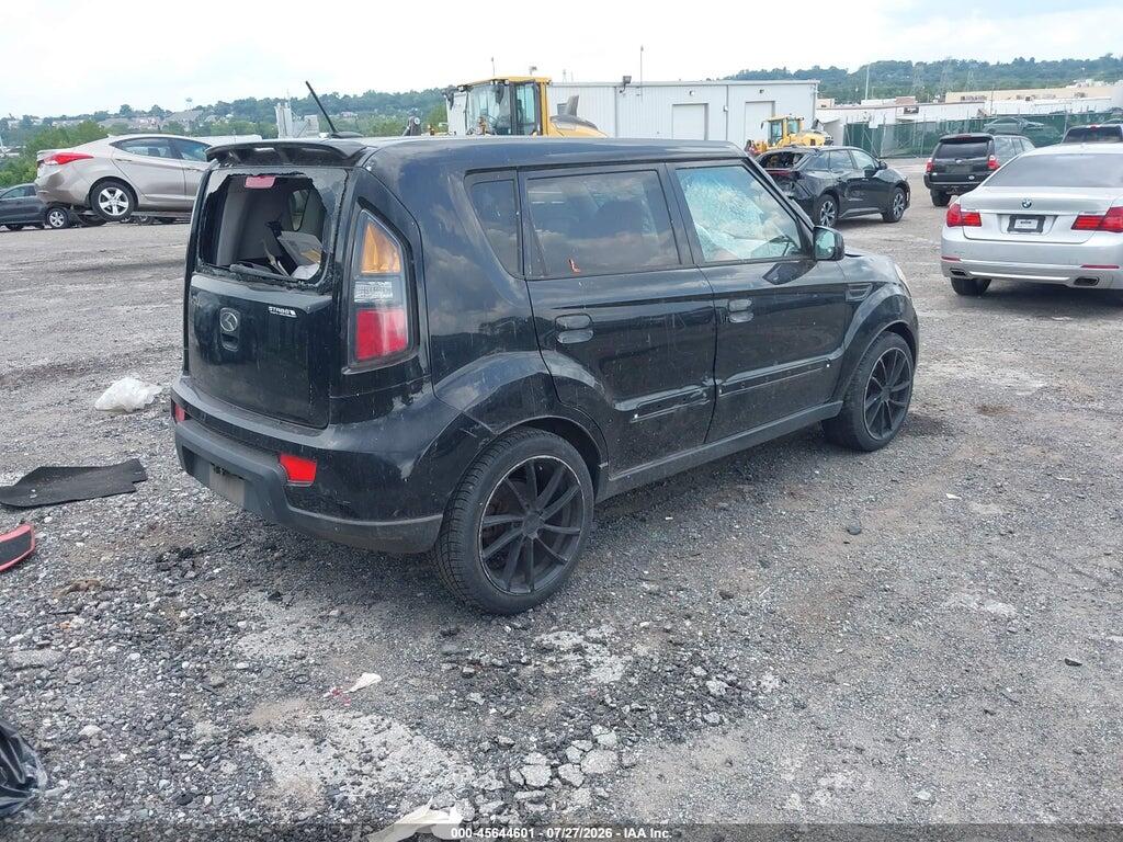 KNDJT2A27A7049373 2010 KIA SOUL photo no. 4