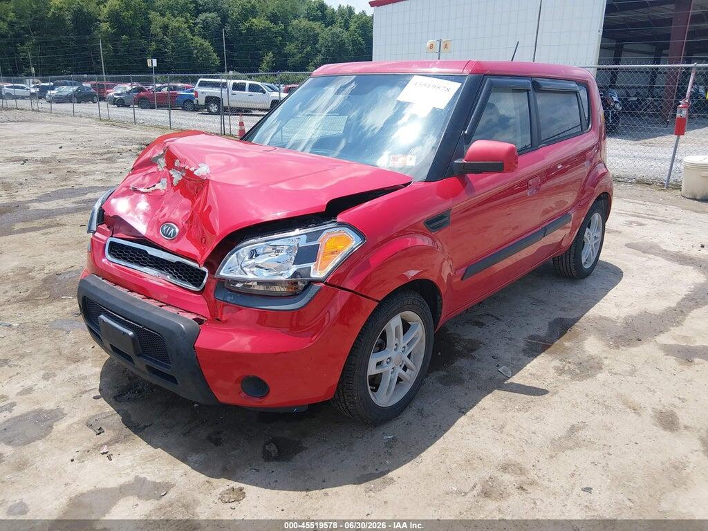 KNDJT2A21A7179083 2010 KIA SOUL photo no. 2