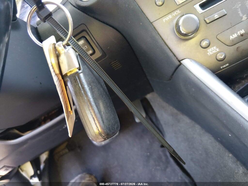 JTHBF5C29A2095048 2010 LEXUS IS 250 photo no. 11