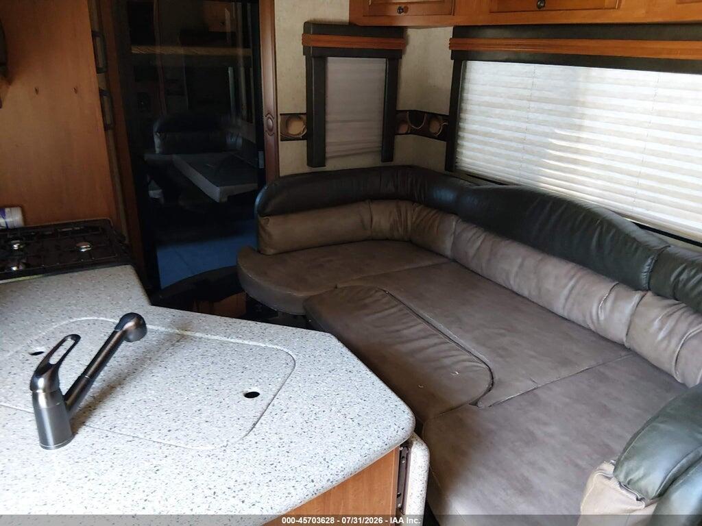 5SFCG3692CE242745 2012 CYCLONE TRAVEL TRLR photo no. 11