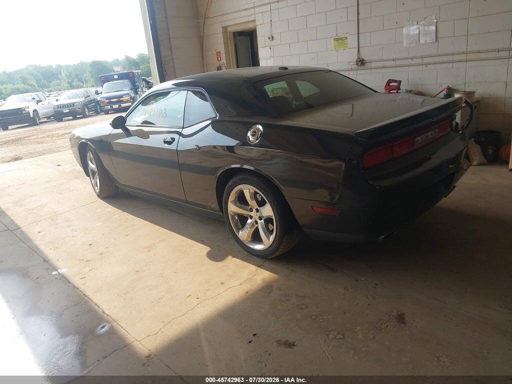 2C3CDYAG4CH258070 2012 DODGE CHALLENGER photo no. 3