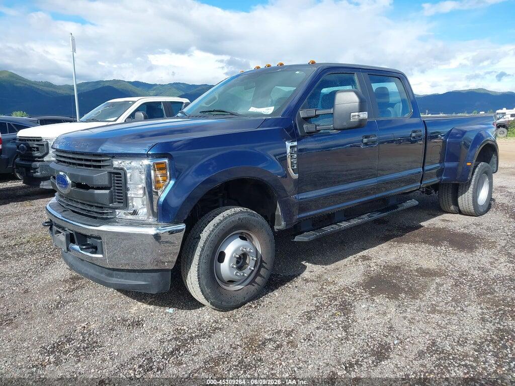 1FT8W3D65KEE92953 2019 FORD F-350 photo no. 2
