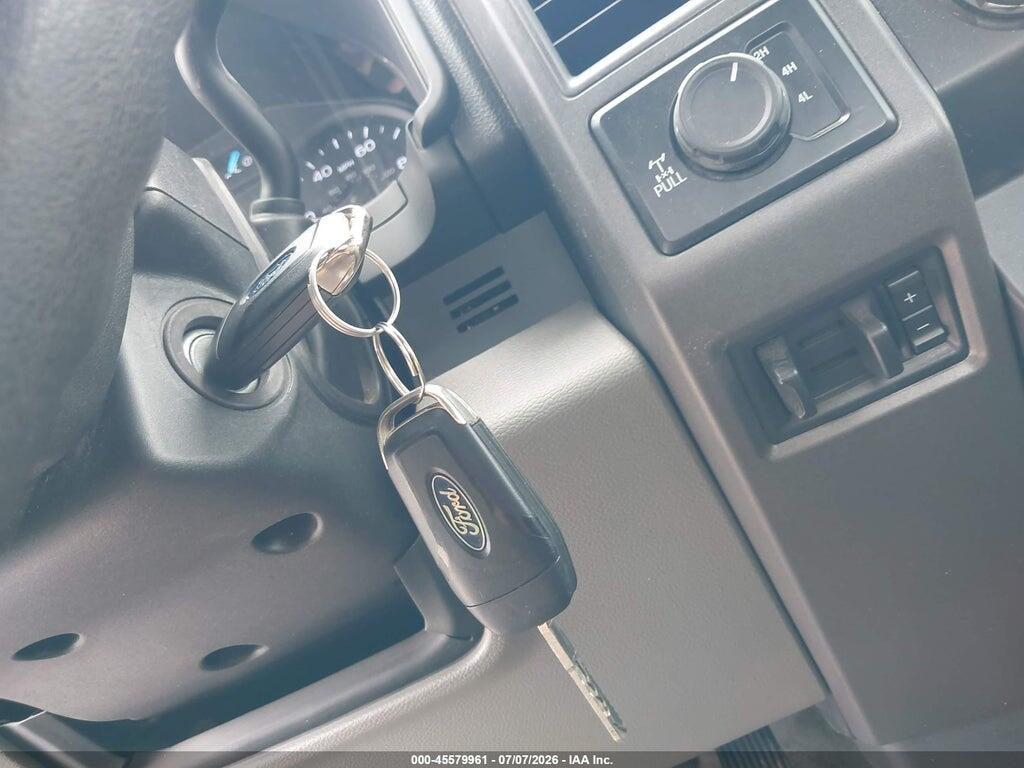 1FT8X3B69KEE28267 2019 FORD F-350 photo no. 11