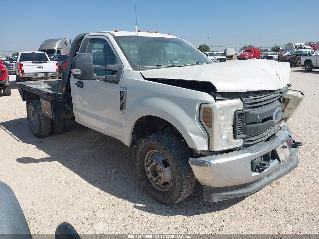 1FTRF3D63KEE33128 2019 FORD F-350 photo no. 1