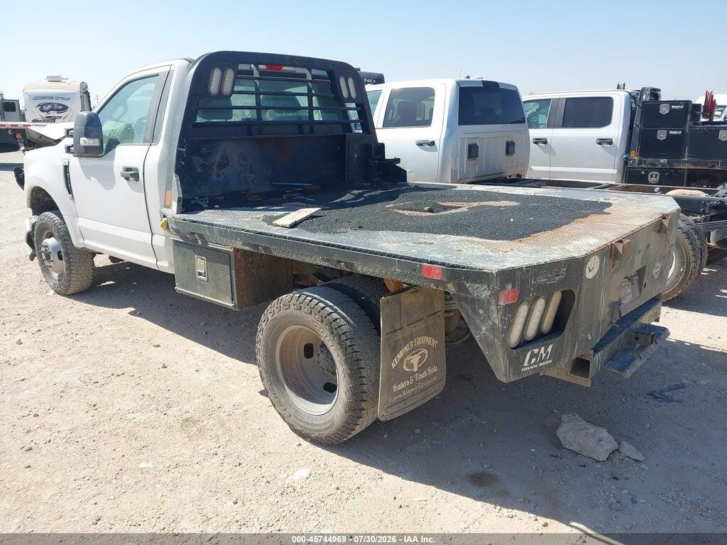 1FTRF3D63KEE33128 2019 FORD F-350 photo no. 3