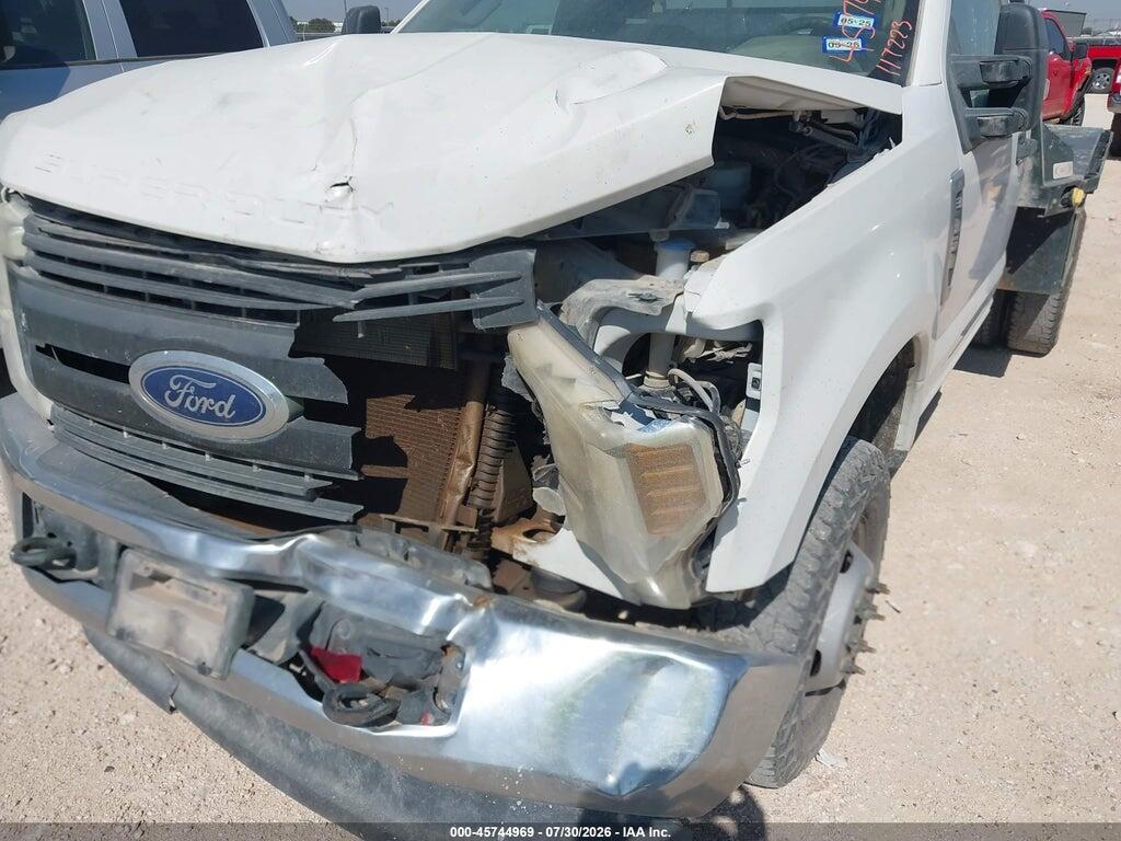1FTRF3D63KEE33128 2019 FORD F-350 photo no. 6