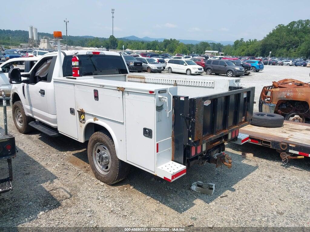 1FDRF3B63KEE75569 2019 FORD F-350 photo no. 3