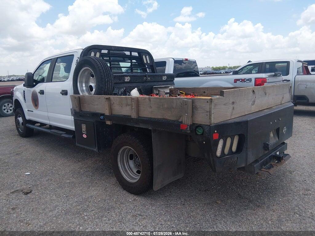 1FD8W3HT5KEF51396 2019 FORD F-350 CHASSIS photo no. 3