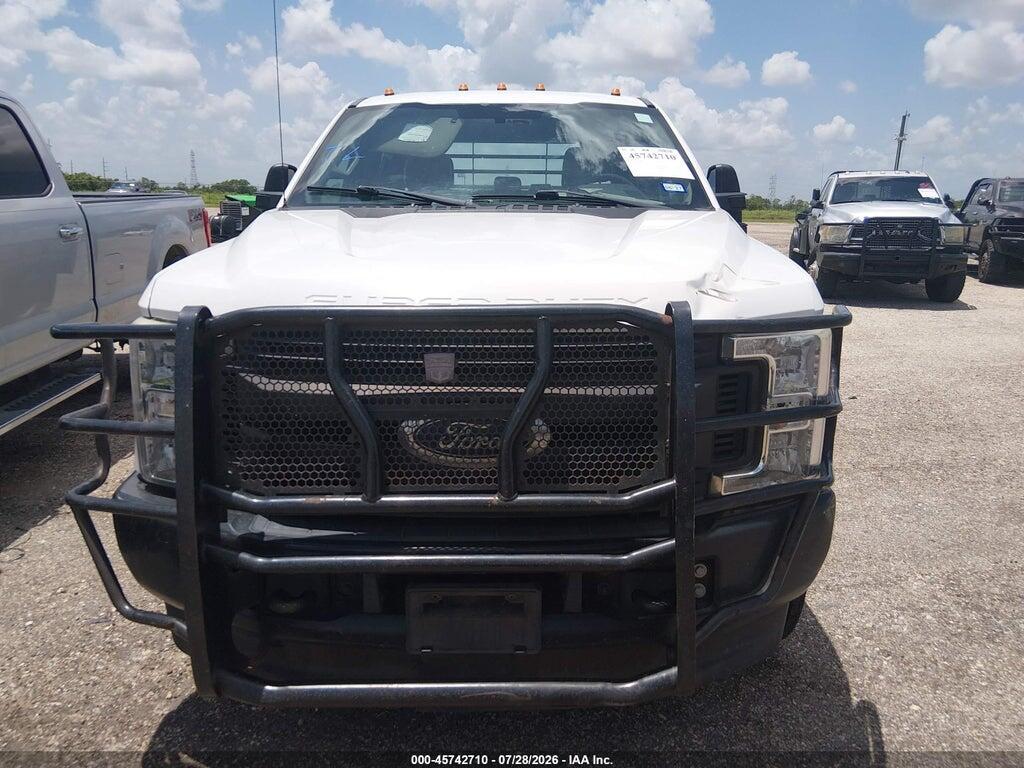 1FD8W3HT5KEF51396 2019 FORD F-350 CHASSIS photo no. 6