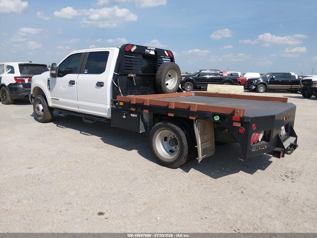 1FD8W3HT3KEE23660 2019 FORD F-350 CHASSIS photo no. 3