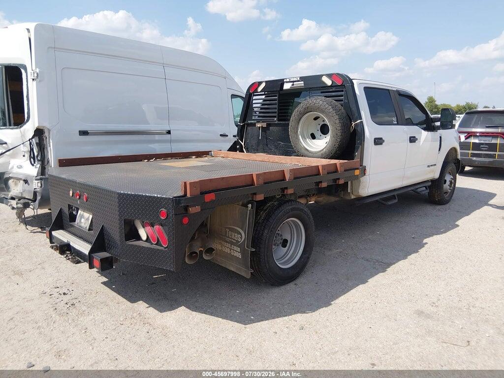 1FD8W3HT3KEE23660 2019 FORD F-350 CHASSIS photo no. 4