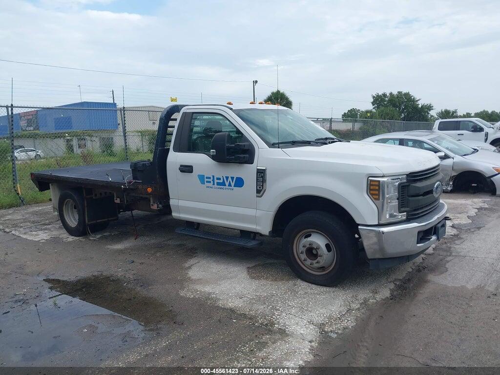 1FDRF3G64KEG87812 2019 FORD F-350 CHASSIS photo no. 1