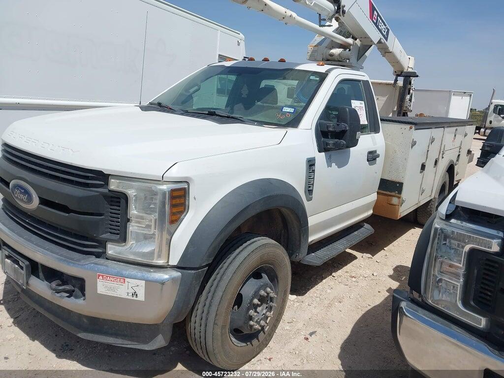 1FDUF5HY5KDA18444 2019 FORD F-550 CHASSIS photo no. 2