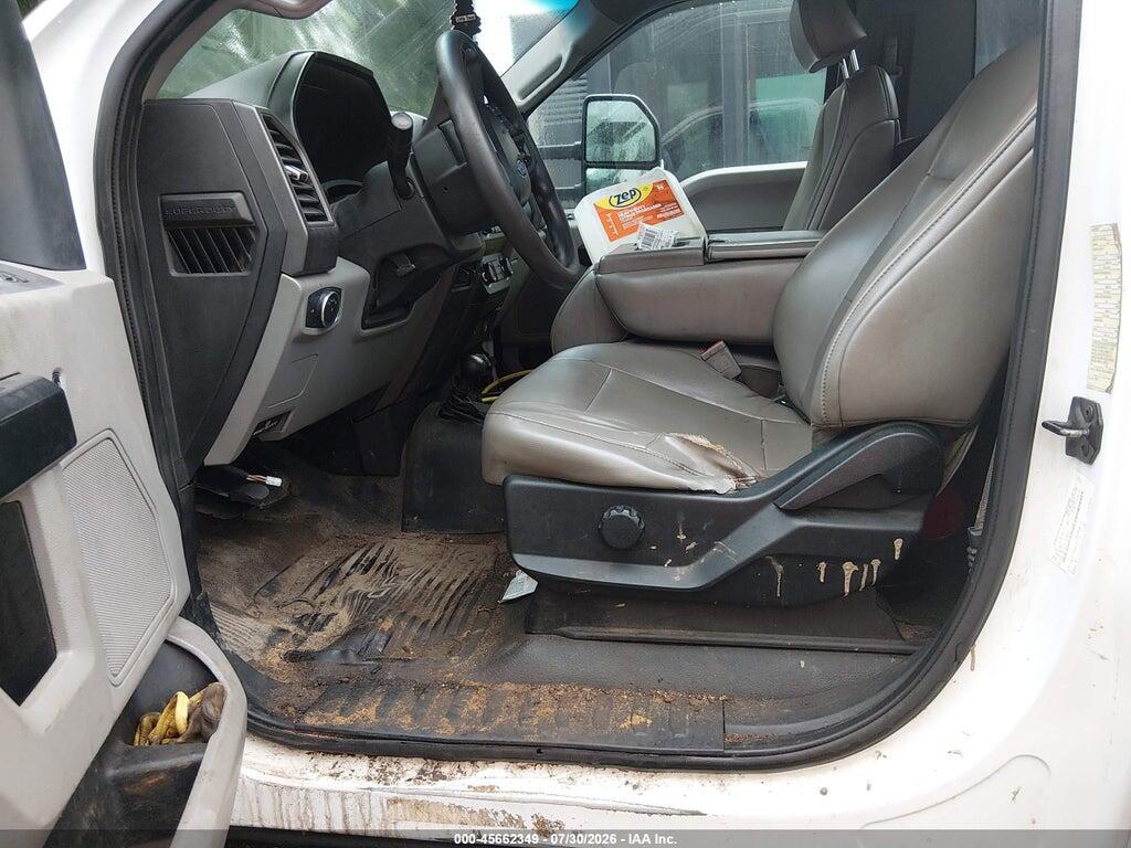 1FDUF5HT6KDA23219 2019 FORD F-550 CHASSIS photo no. 5