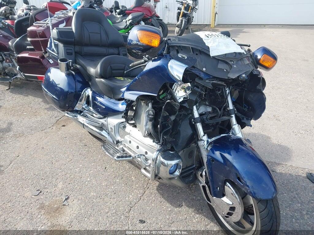 1HFSC47F27A606623 2007 HONDA GL1800 photo no. 1