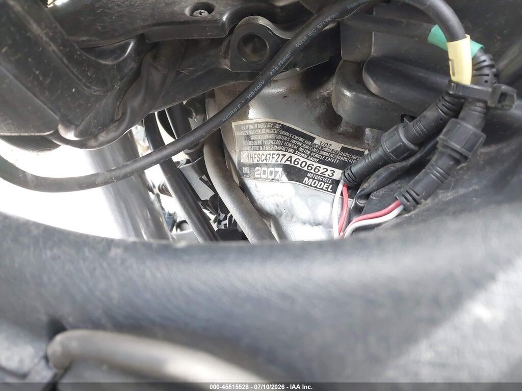 1HFSC47F27A606623 2007 HONDA GL1800 photo no. 10