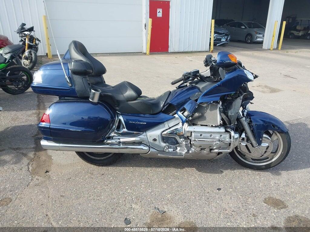 1HFSC47F27A606623 2007 HONDA GL1800 photo no. 12