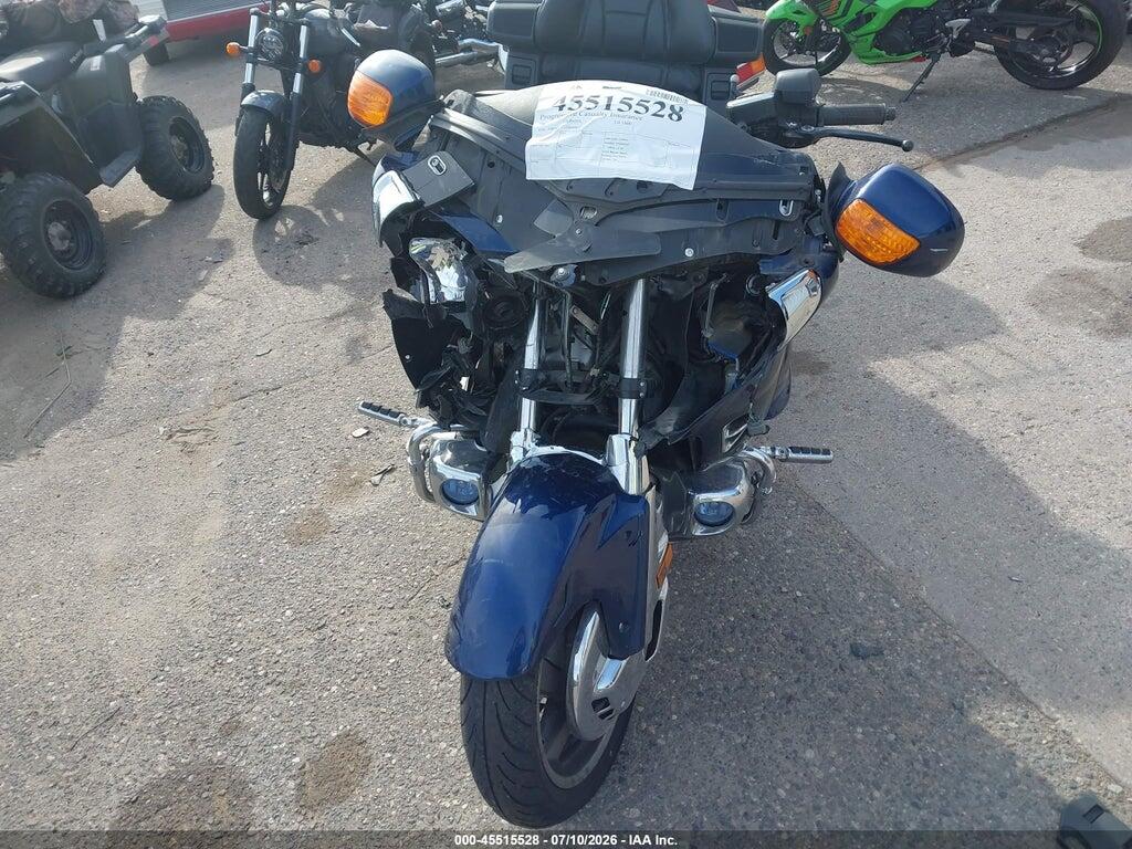 1HFSC47F27A606623 2007 HONDA GL1800 photo no. 5
