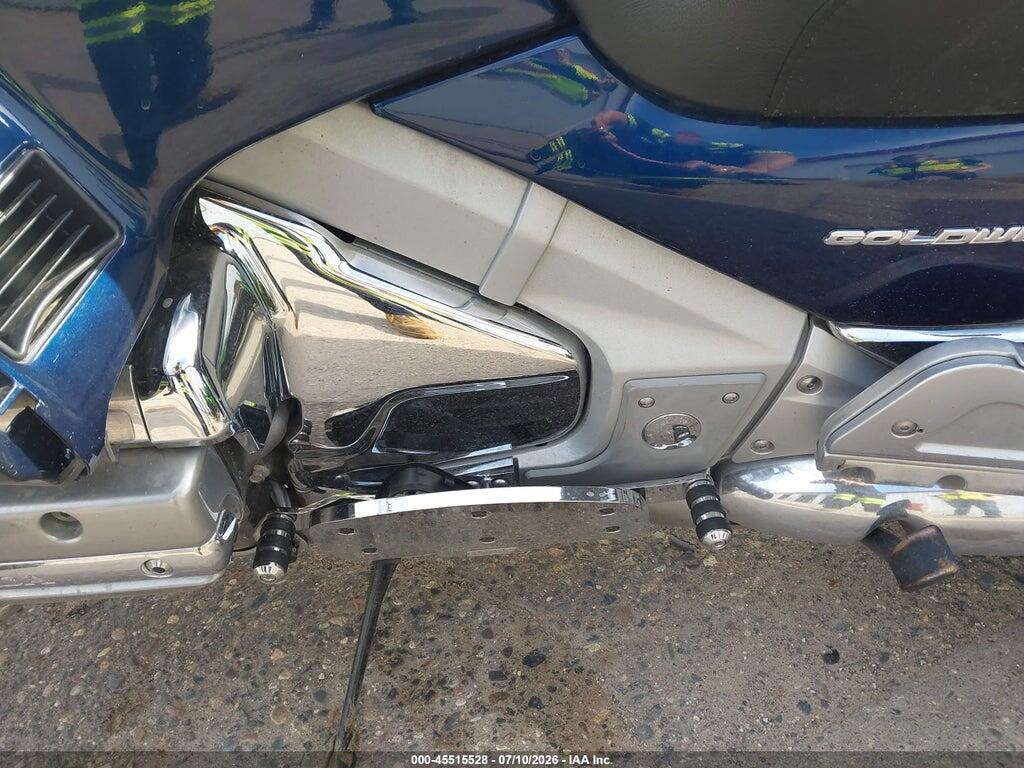 1HFSC47F27A606623 2007 HONDA GL1800 photo no. 9